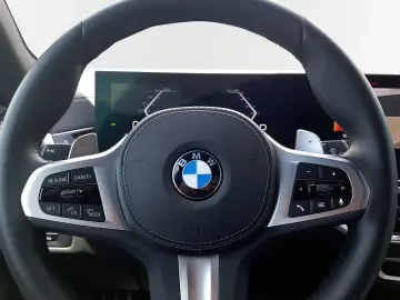 X5 xDrive30d M-Sport Gestiksteuerung DAB Iconic