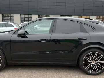 Porsche Cayenne Coupe Mod.2026*22