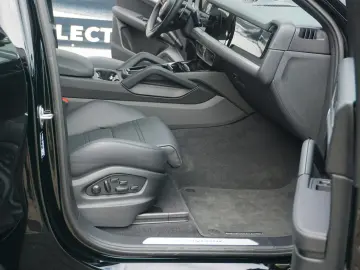 Porsche Cayenne Coupe Mod.2026*22