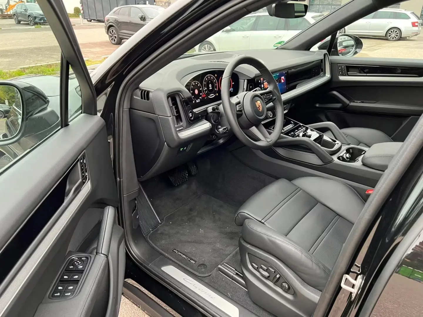 Porsche Cayenne Coupe Mod.2026*22