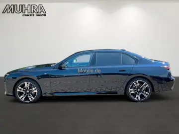 740d xDrive M Sport 21