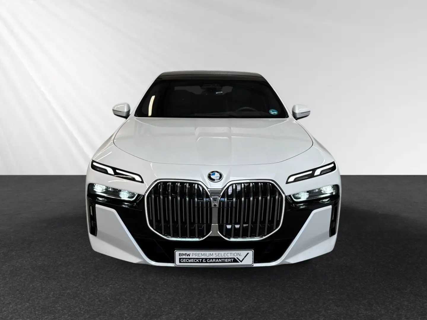 740d xDrive M Sport|SkyLounge|Standheizung