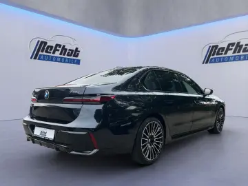 740d xDrive M-Sport*SKY-LOUNGE*B&W*LASER*INDIVID