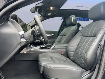 740d xDrive M-Sport*SKY-LOUNGE*B&W*LASER*INDIVID