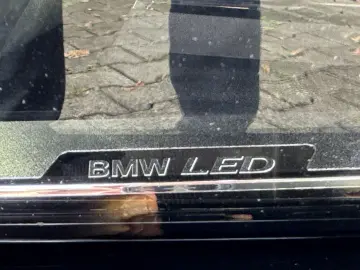 740d xDrive M Sport PANO St-Hzg TV Autobahnas.