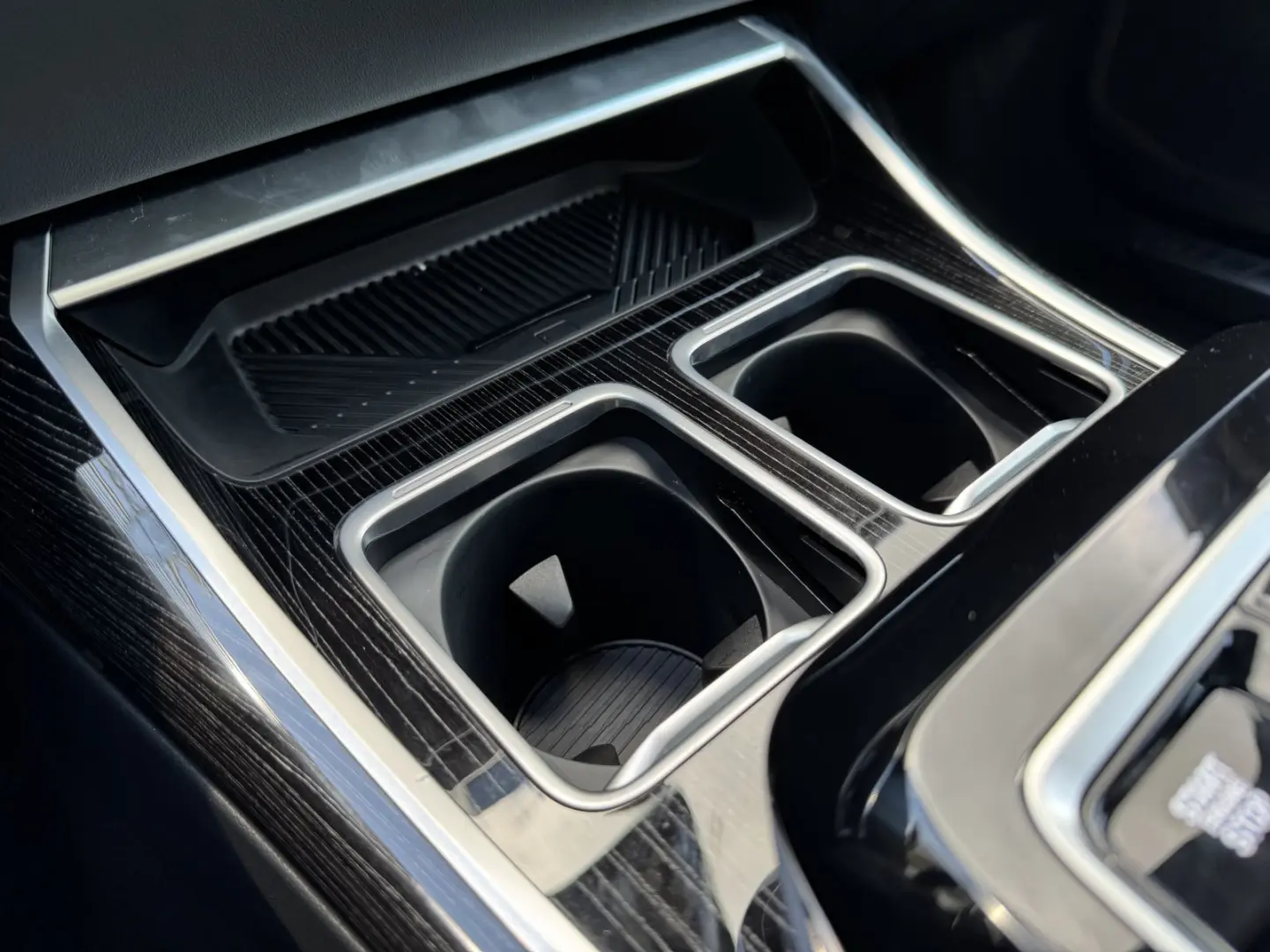 740d xDrive M Sport PANO St-Hzg TV Autobahnas.