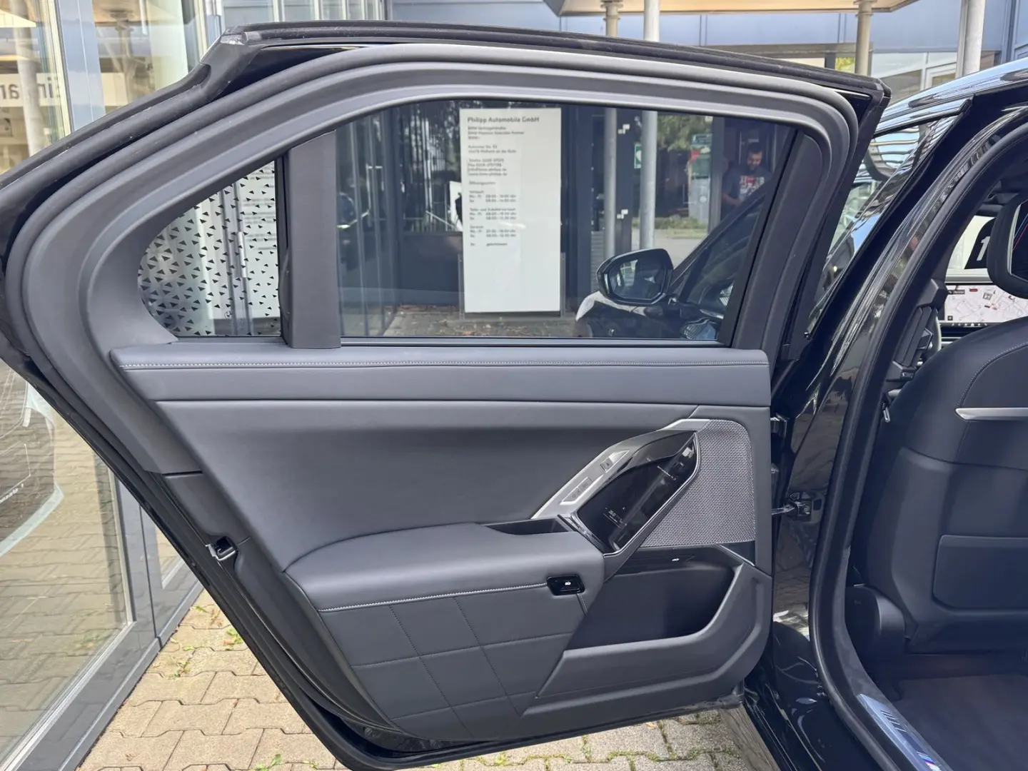 740d xDrive M Sport PANO St-Hzg TV Autobahnas.