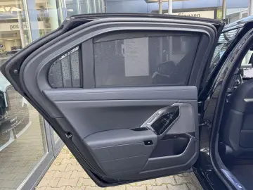740d xDrive M Sport PANO St-Hzg TV Autobahnas.
