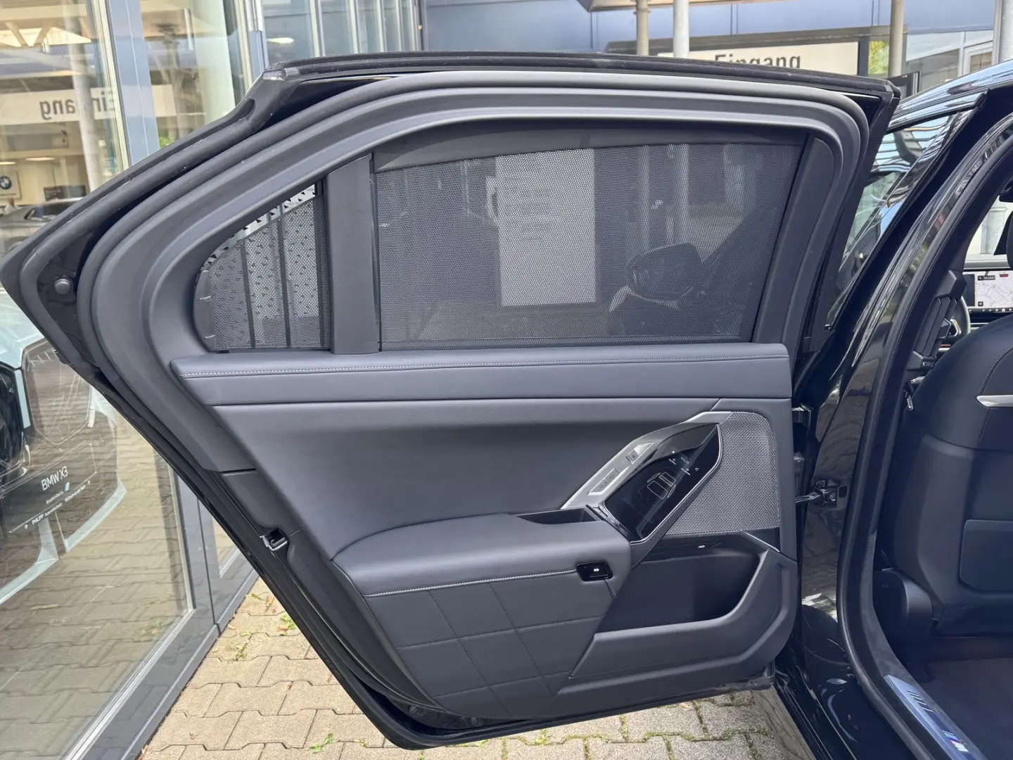 740d xDrive M Sport PANO St-Hzg TV Autobahnas.