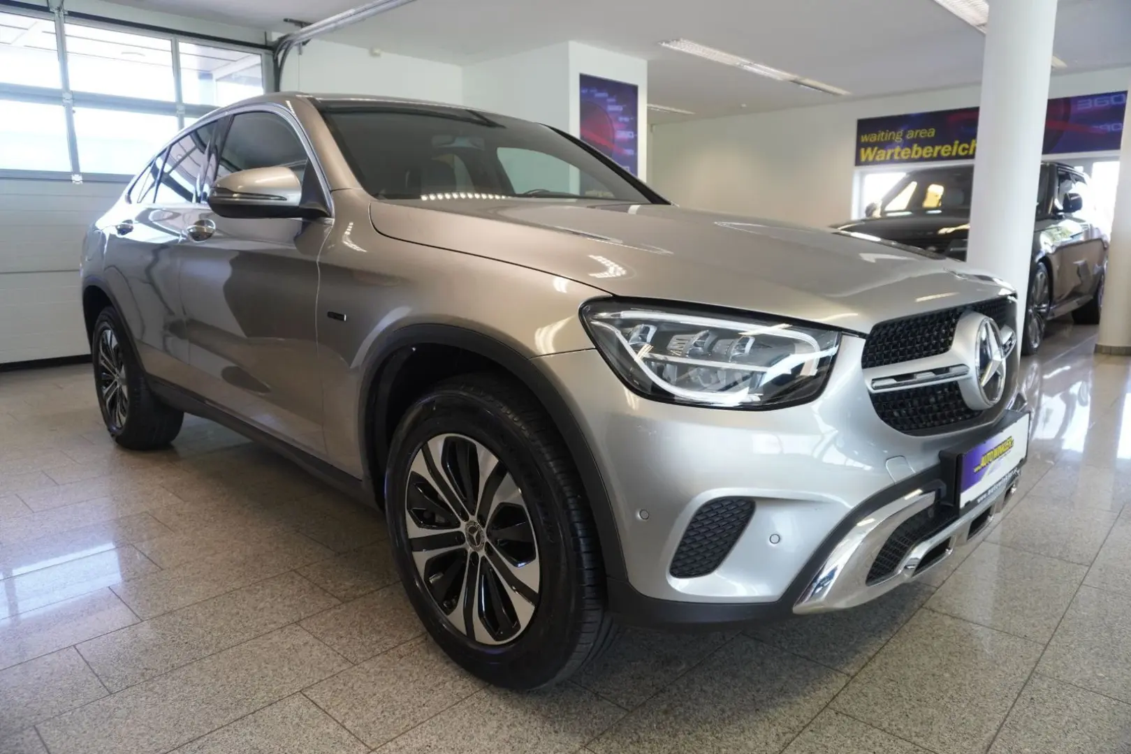 GLC 300 e PHEV Coupé 4MATIC LED/Nav