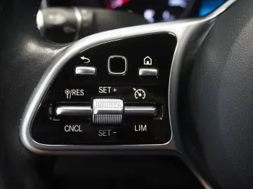 GLC 300 e PHEV Coupé 4MATIC LED/Nav