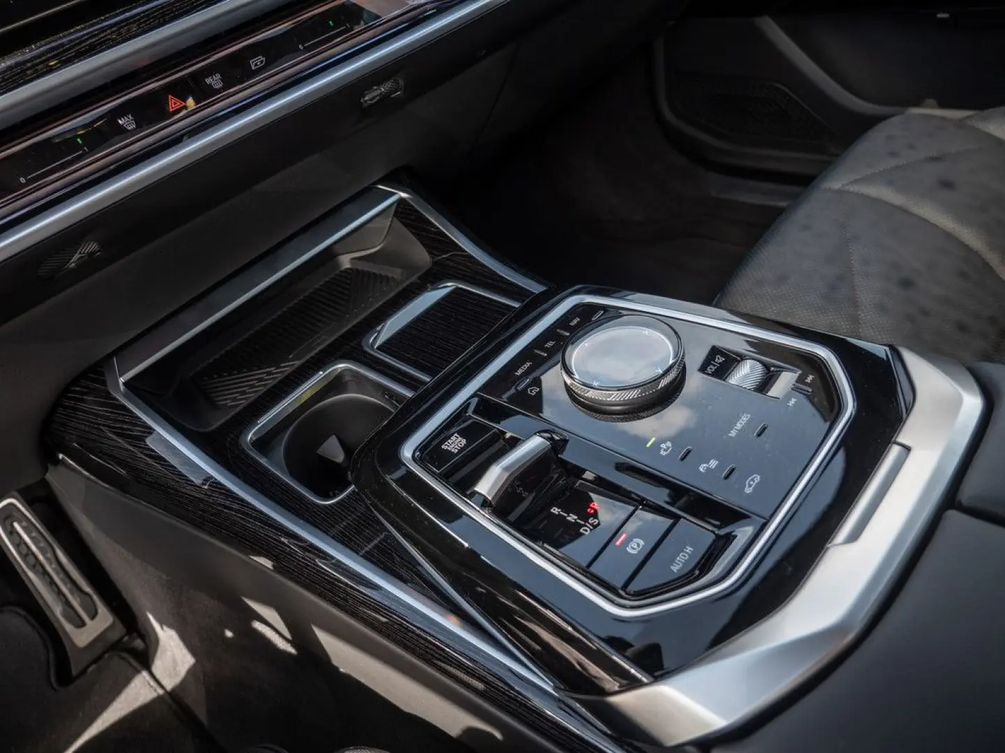 740d xDrive M-Sport ACC STANDHZ PANO 360° RSE