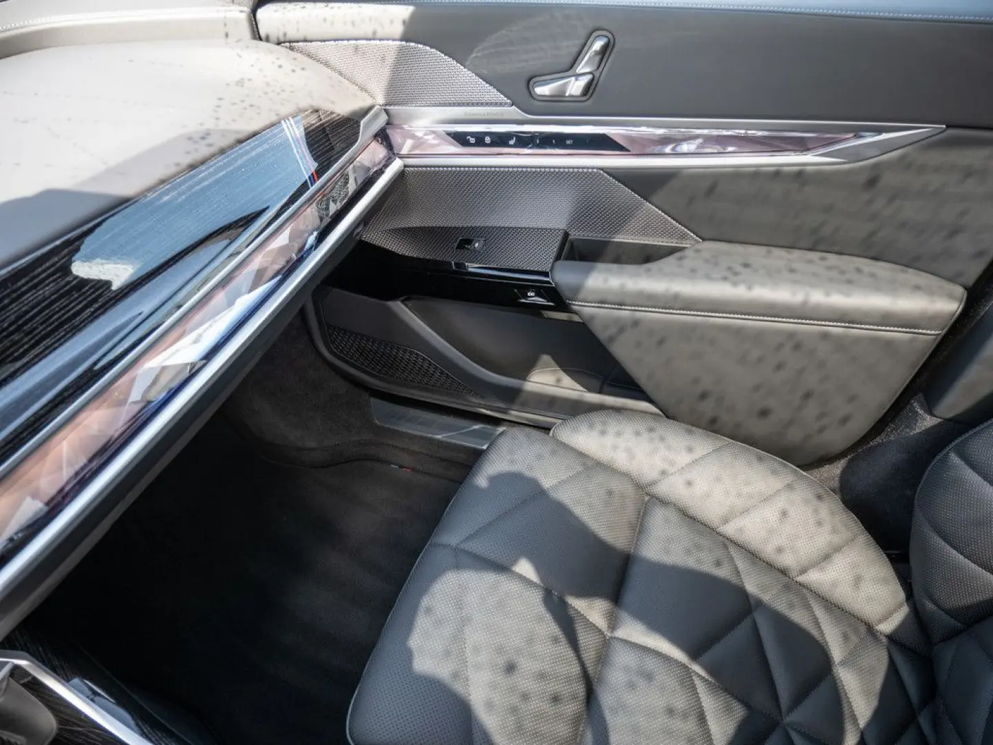 740d xDrive M-Sport ACC STANDHZ PANO 360° RSE