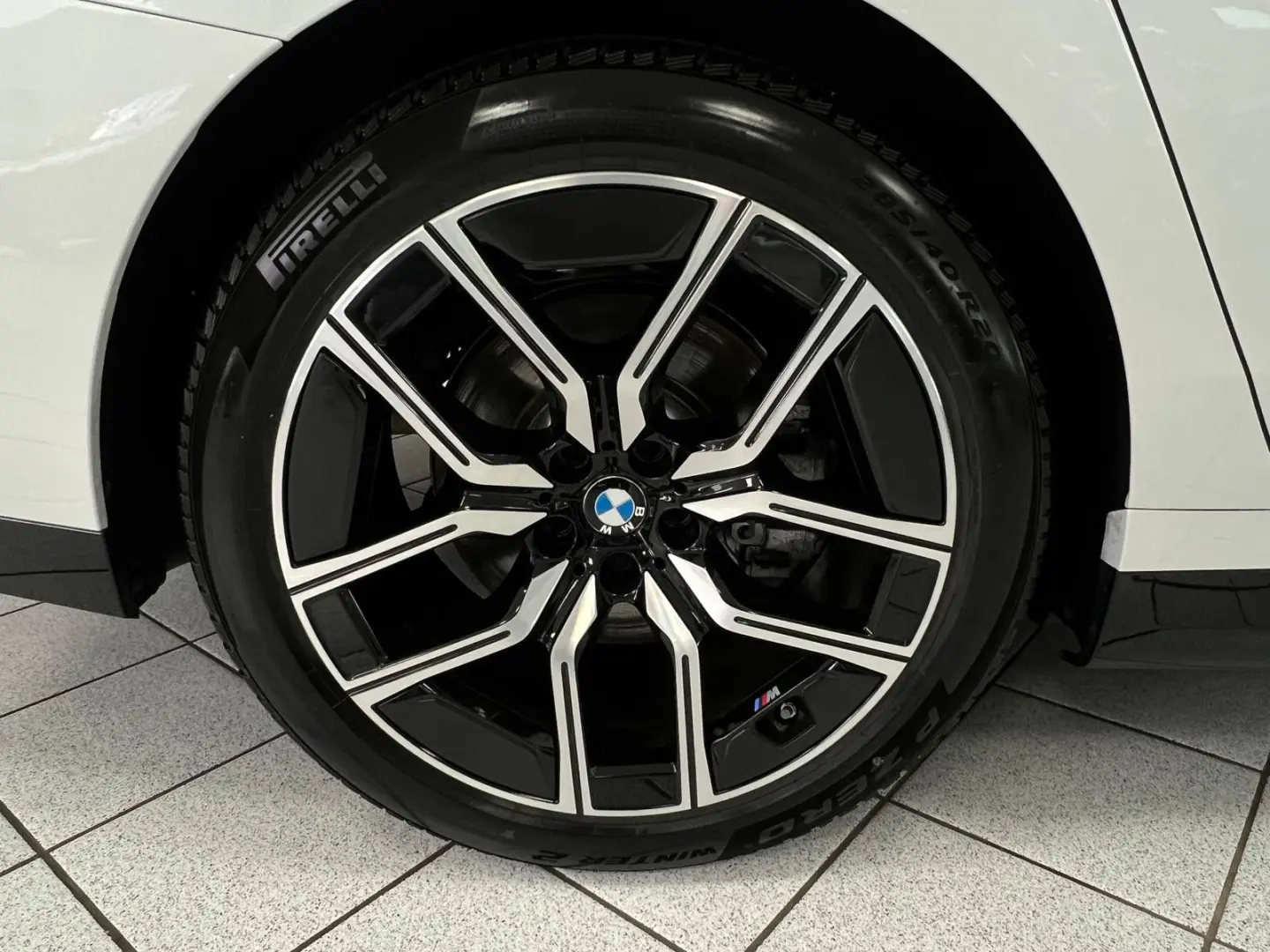 740 d xD M-Sport*PANO-SKY*ICONIC*STHZG*SOFT*B&W*