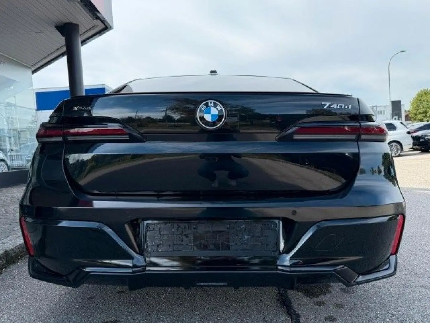 740d xDrive Limo/Massage/Clarity/Assistant/FULL