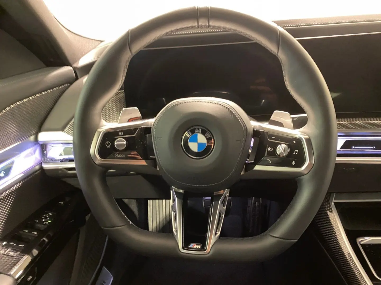 740d xDrive Limousine
