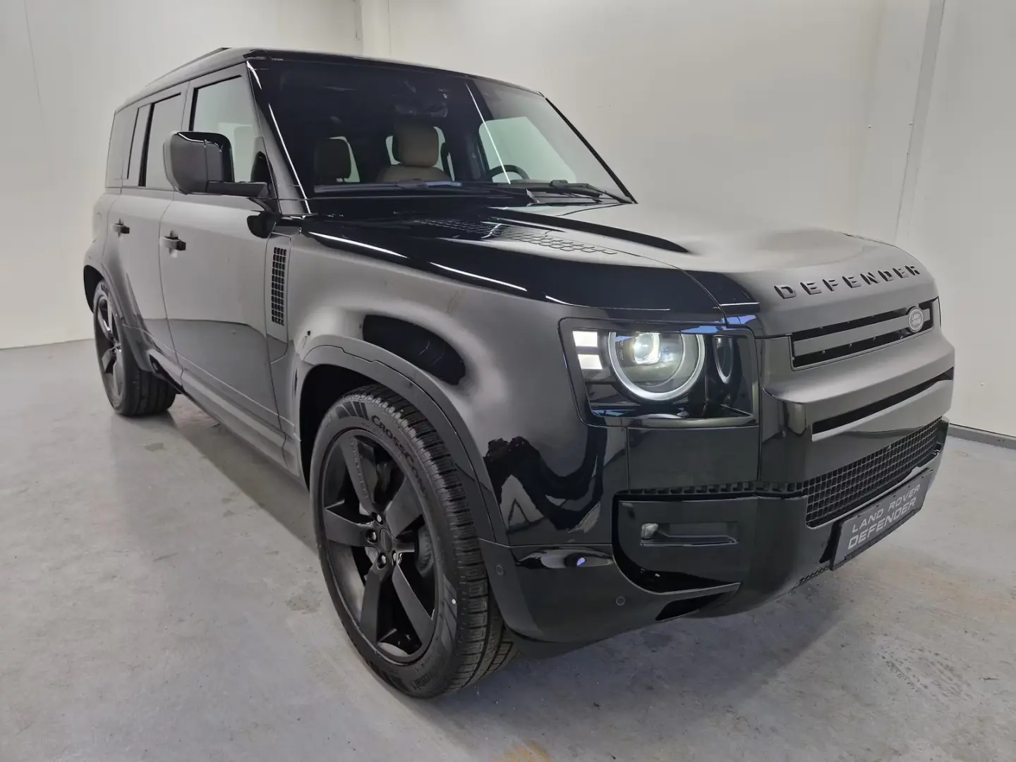 Land Rover Defender 110 D350 X-Dynamic HSE