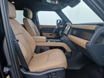 Land Rover Defender 110 D350 X-Dynamic HSE