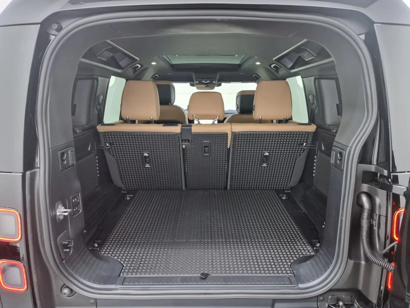 Land Rover Defender 110 D350 X-Dynamic HSE