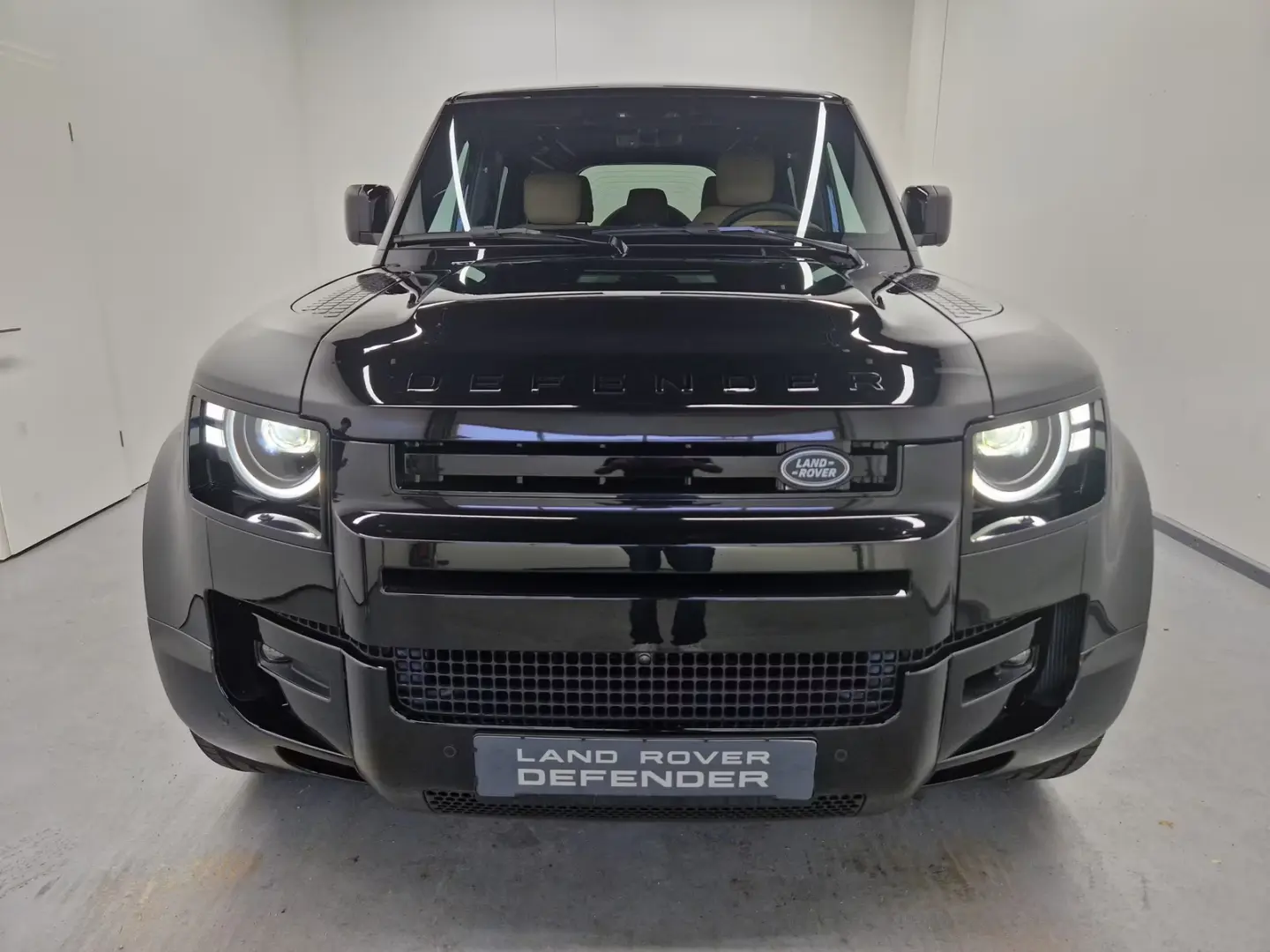 Land Rover Defender 110 D350 X-Dynamic HSE
