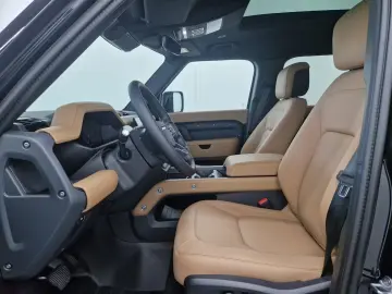 Land Rover Defender 110 D350 X-Dynamic HSE