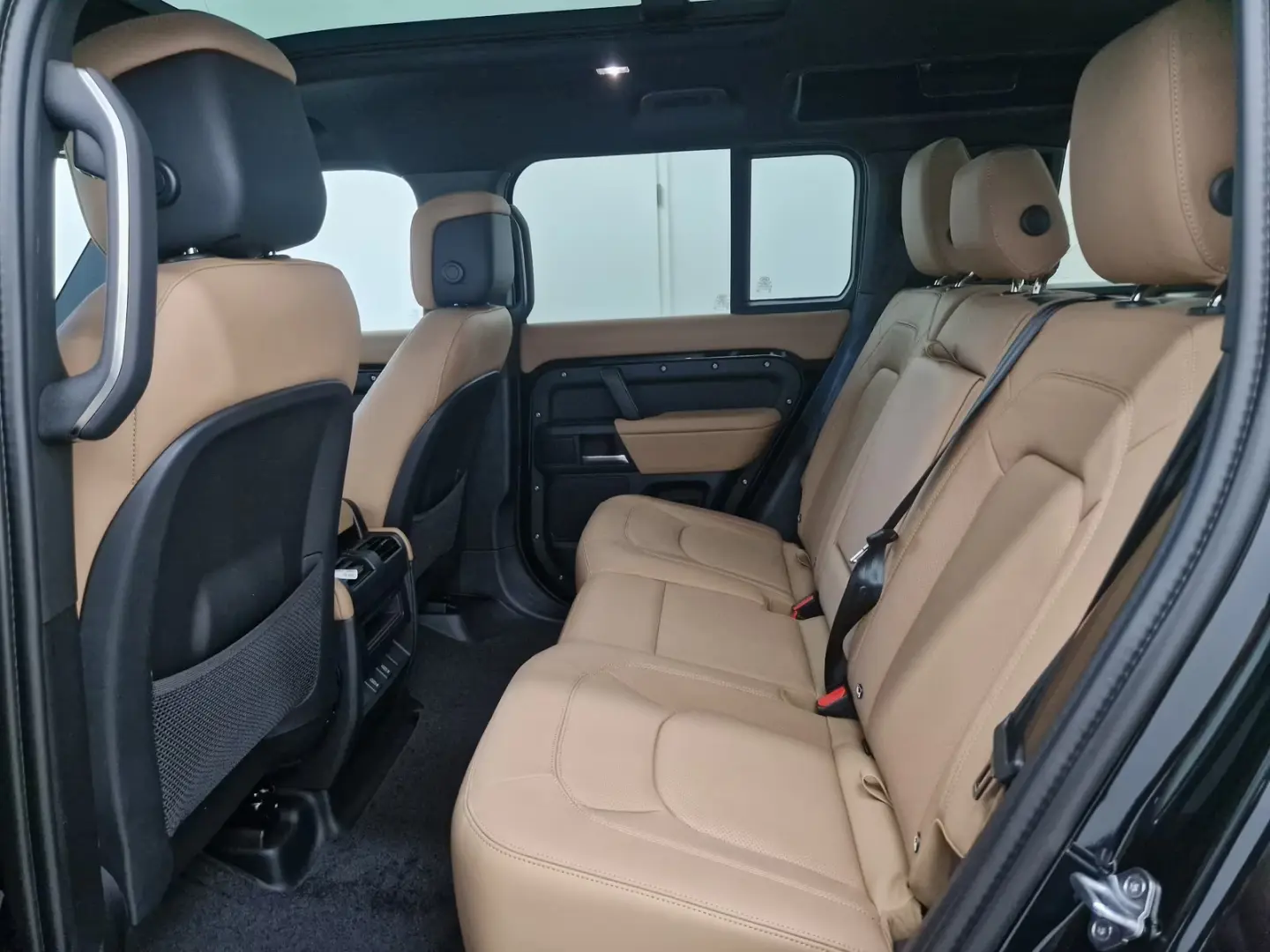 Land Rover Defender 110 D350 X-Dynamic HSE