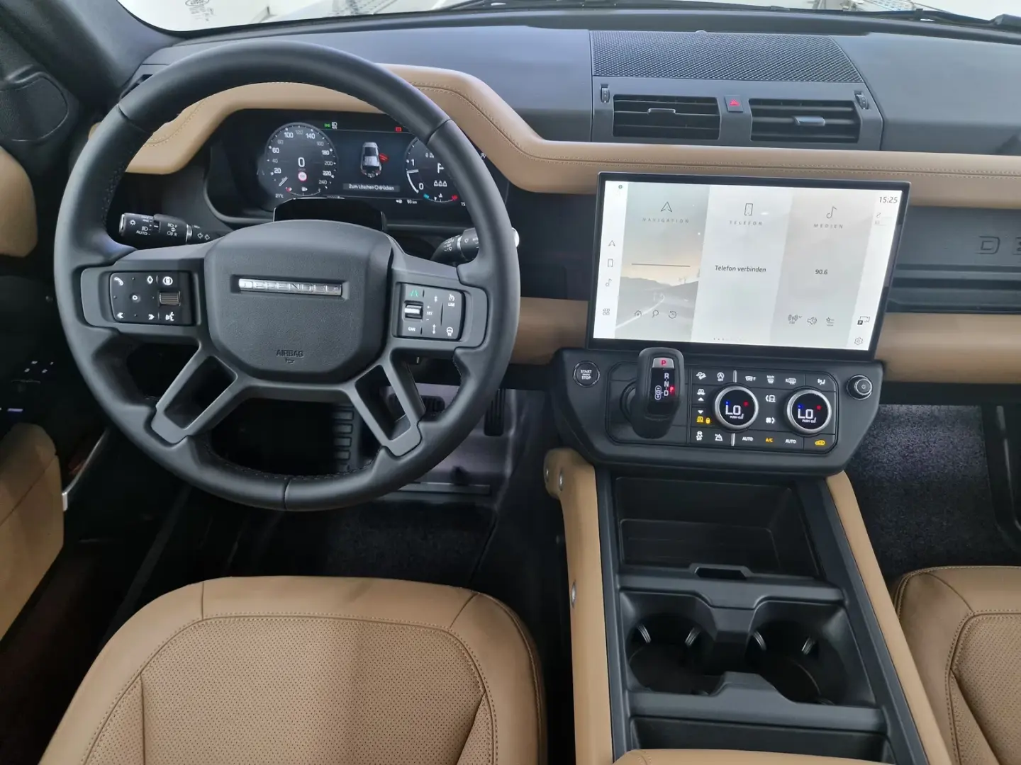Land Rover Defender 110 D350 X-Dynamic HSE