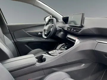 3008 Hybrid 225 Allure 1.6 Plug-In EU6d Navi