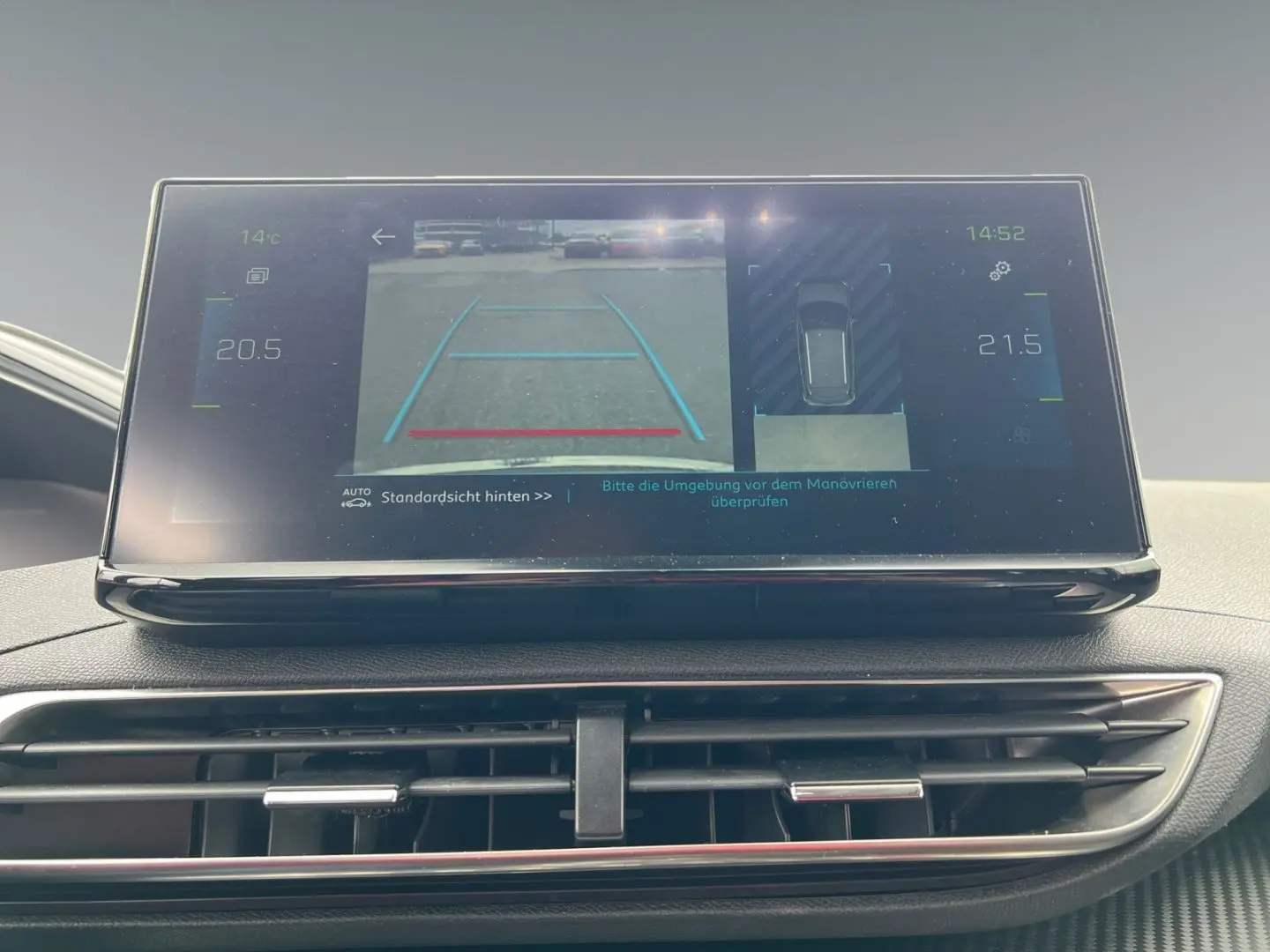 3008 Hybrid 225 Allure 1.6 Plug-In EU6d Navi