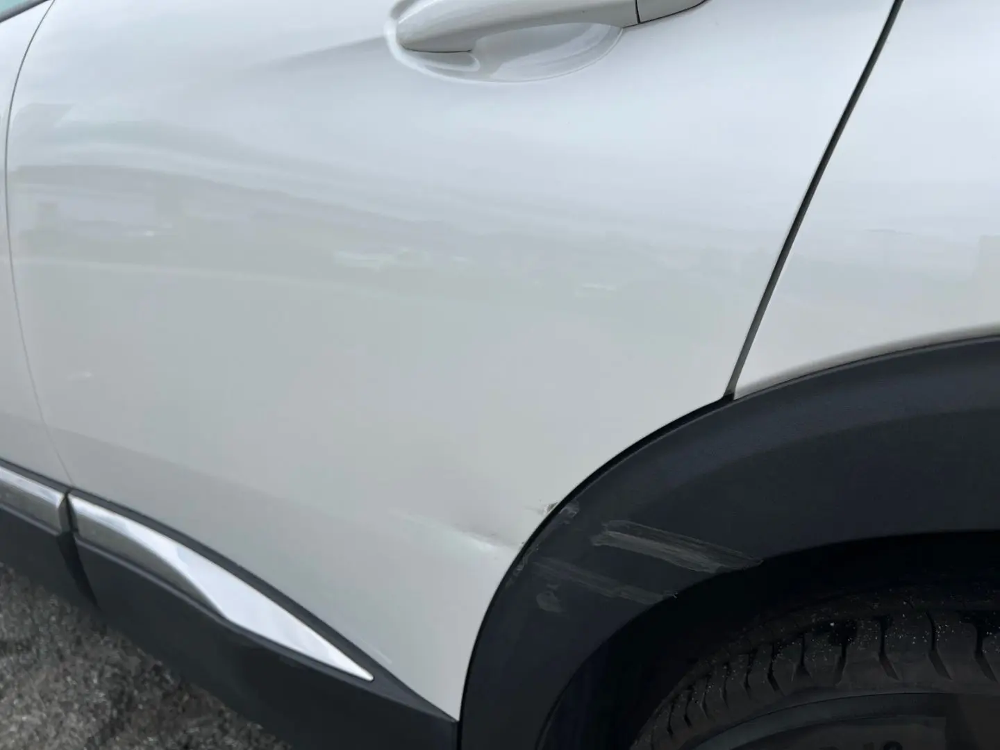 3008 Hybrid 225 Allure 1.6 Plug-In EU6d Navi