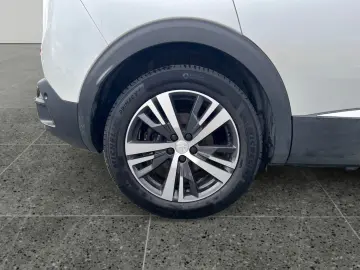 3008 Hybrid 225 Allure 1.6 Plug-In EU6d Navi