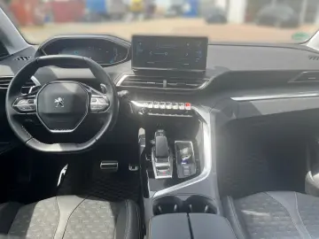 3008 Roadtrip SITZH+LED+RFK+NAVI+KEYLESS-SYSTEM
