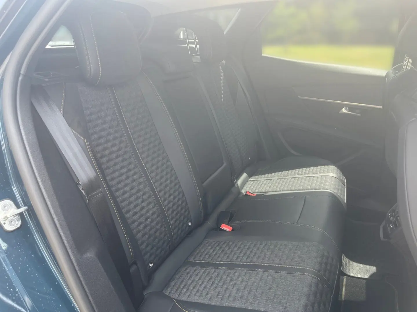 3008 Roadtrip SITZH+LED+RFK+NAVI+KEYLESS-SYSTEM