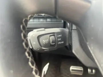 3008 Roadtrip SITZH+LED+RFK+NAVI+KEYLESS-SYSTEM