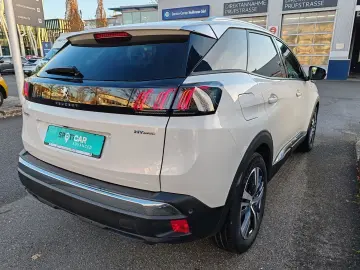 3008 Hybrid 225 Allure Pack 1.6 Plug-In EU6d Nav
