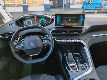 3008 Hybrid 225 Allure Pack 1.6 Plug-In EU6d Nav