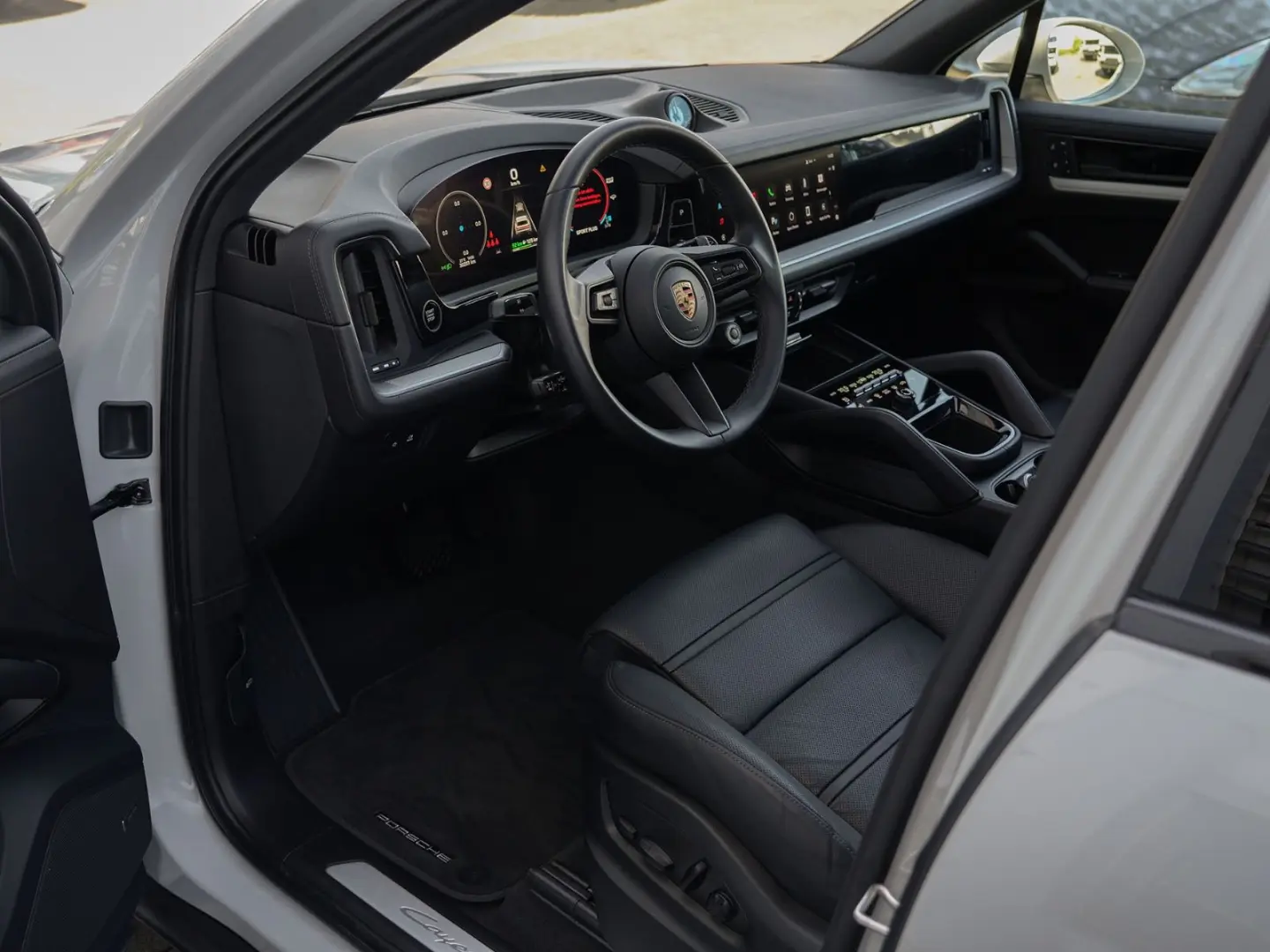 E-Hybrid INNODRIVE-LUFTF.-PANO-AHK-MASSAGE-VOLL