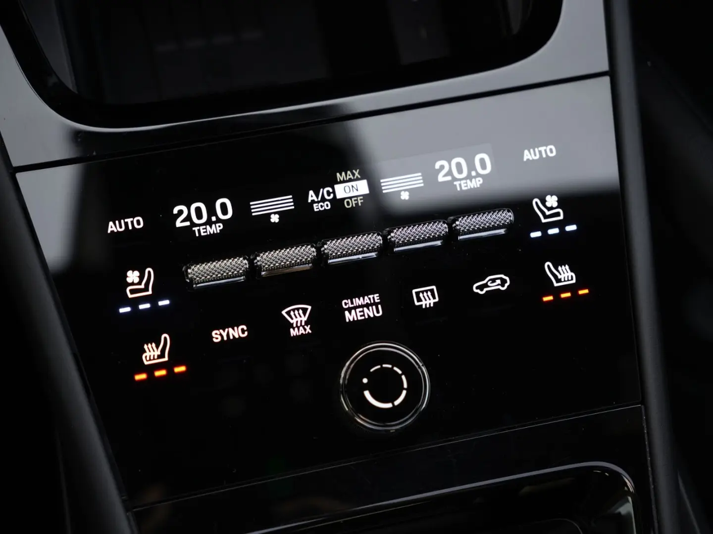 E-Hybrid INNODRIVE-LUFTF.-PANO-AHK-MASSAGE-VOLL