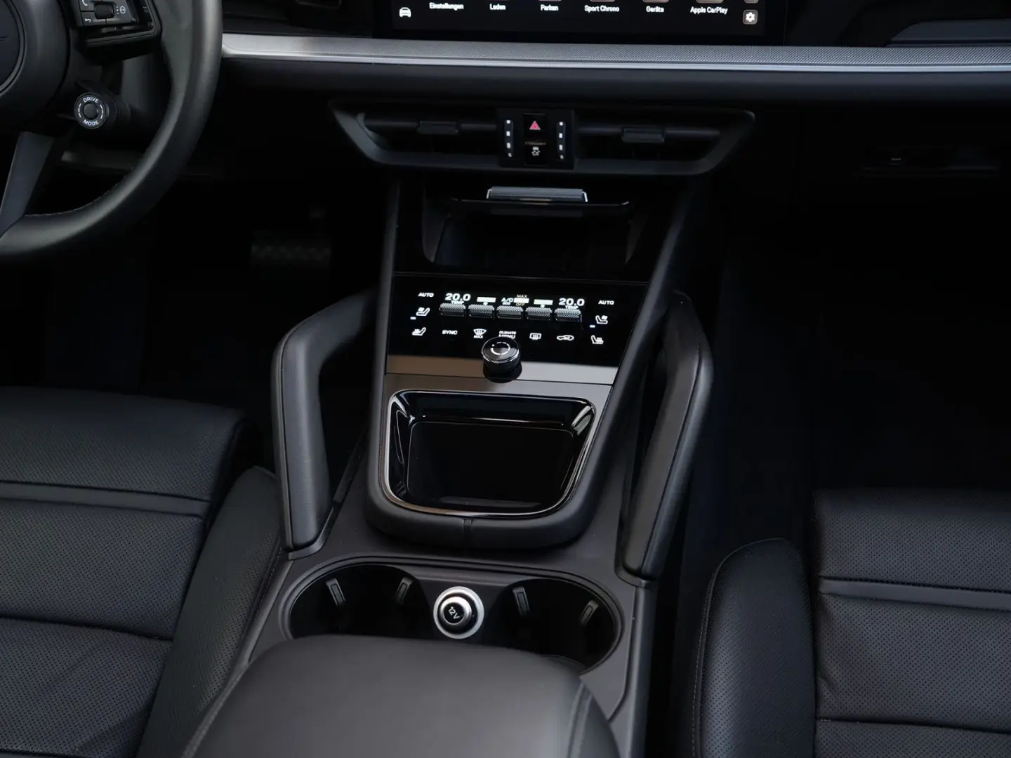 E-Hybrid INNODRIVE-LUFTF.-PANO-AHK-MASSAGE-VOLL