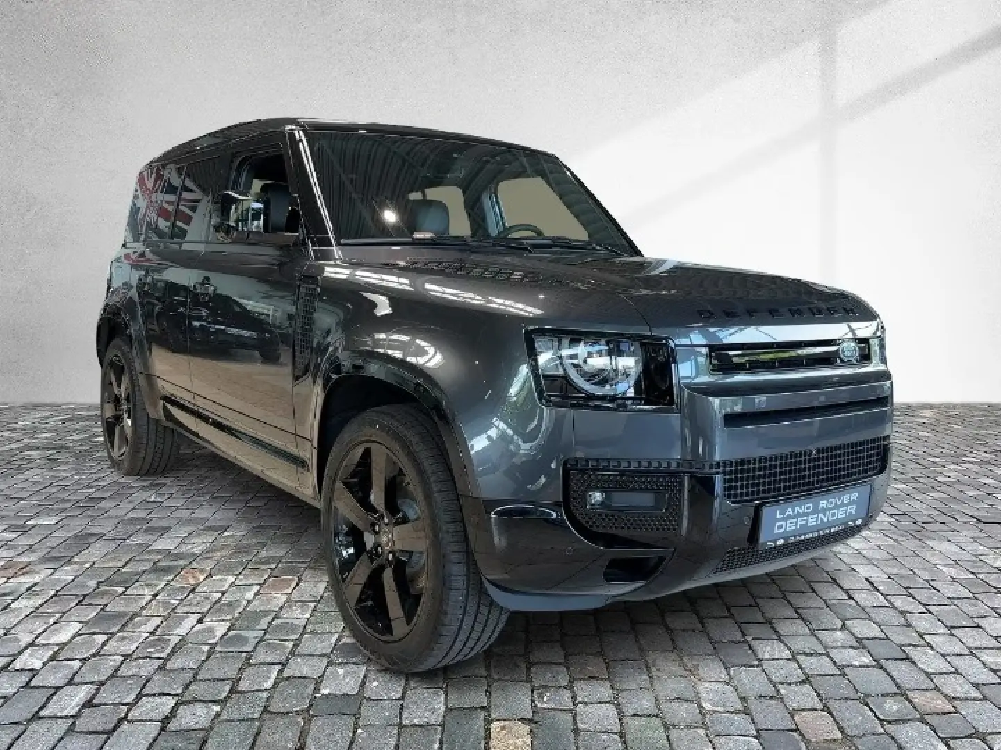 DEFENDER 110 D300 X-Dyn. HSE