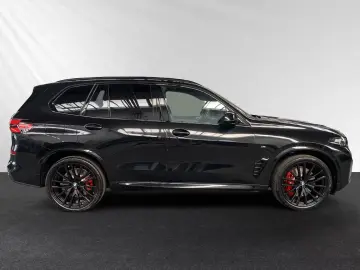 BMW X5 xDrive50e M Sport Pro|AHK|Pano