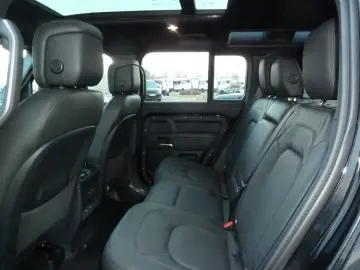 Land Rover Defender 110 P300e X-Dyn.HSE