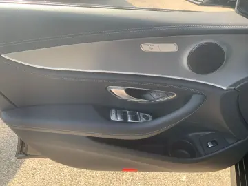 E 300 d 4M Limousine AMG*DISTRONIC*360CAM*AHK*