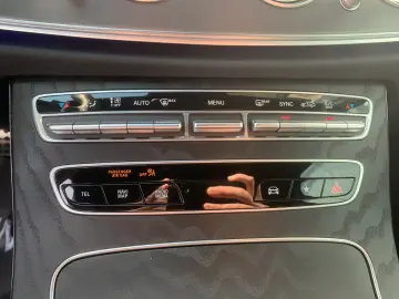 E 300 d 4M Limousine AMG*DISTRONIC*360CAM*AHK*