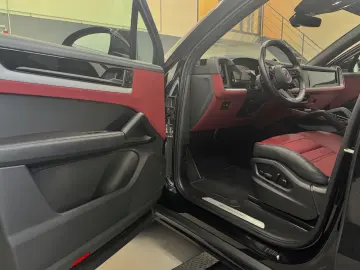 Cayenne SportDesign Massage Sitzluft HeadUp 360°