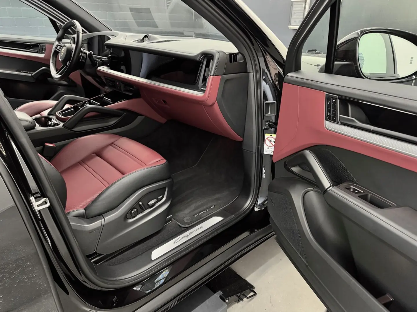Cayenne SportDesign Massage Sitzluft HeadUp 360°