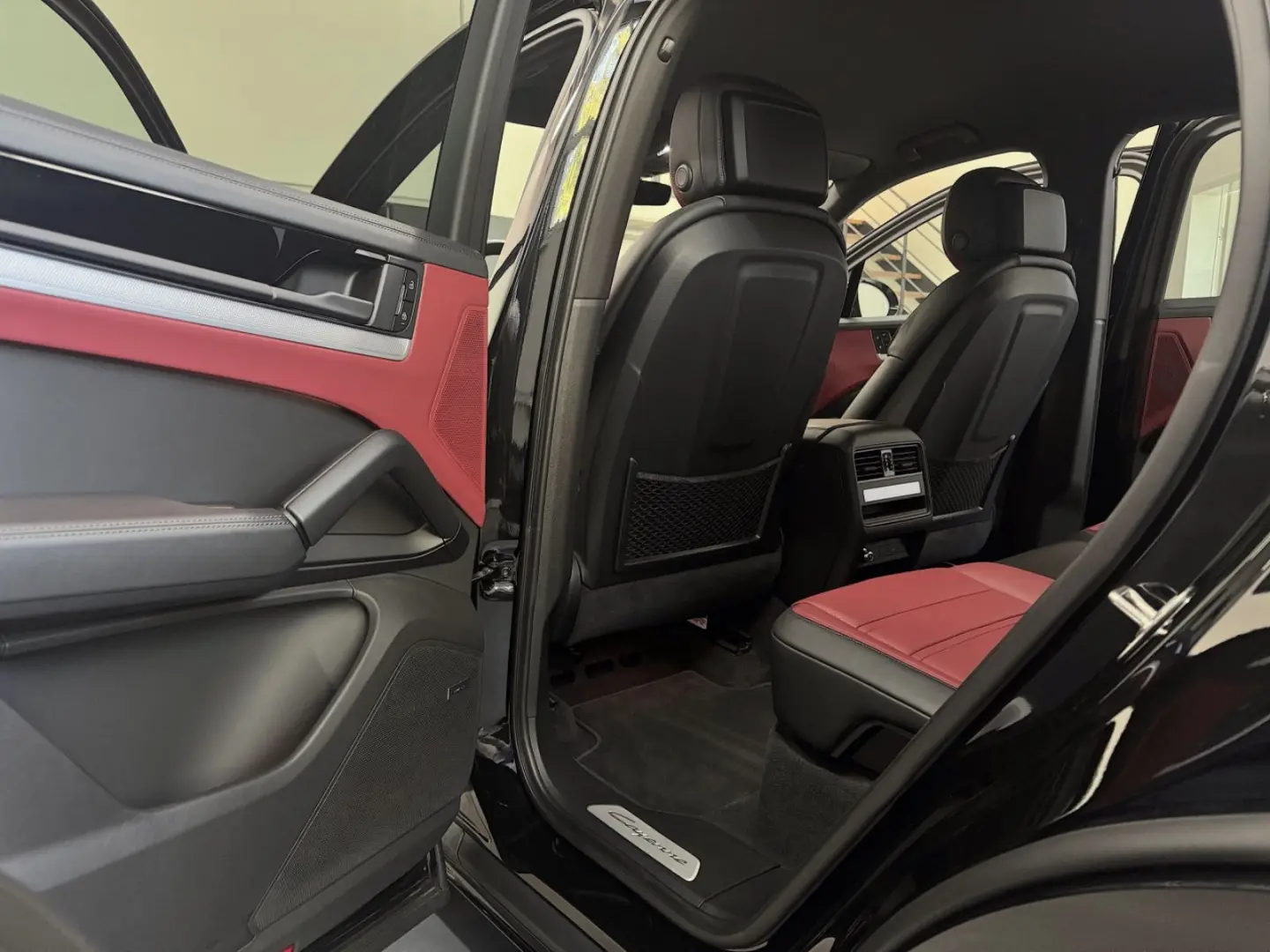 Cayenne SportDesign Massage Sitzluft HeadUp 360°