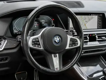 BMW X5 xDrive45e H/K+LASER+AHK+PANO