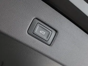 A7 Sportback 55 TFSI quattro S line Valcona Pano