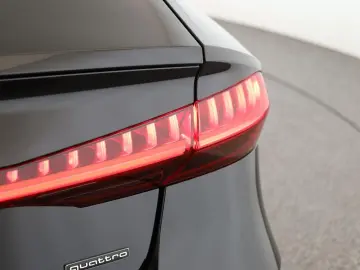 A7 Sportback 55 TFSI quattro S line Valcona Pano